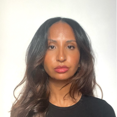 Zineb El Koulali - Growth and Business Development Consultant.