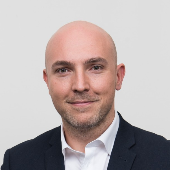 Hugo Cousin - Directeur digital : Image - Réputation - Influence