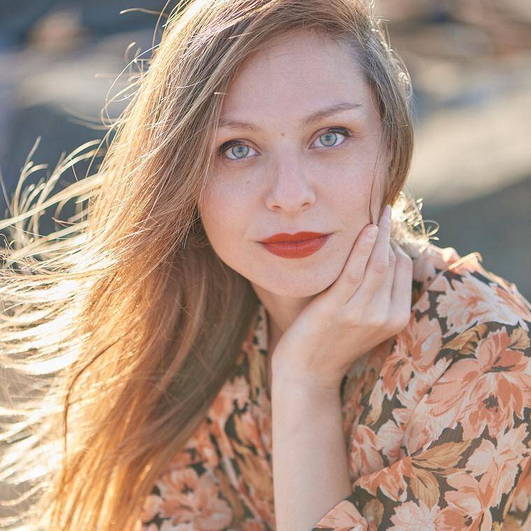 Marion Parfait - styliste photo e-commerce / piqueuse / set design