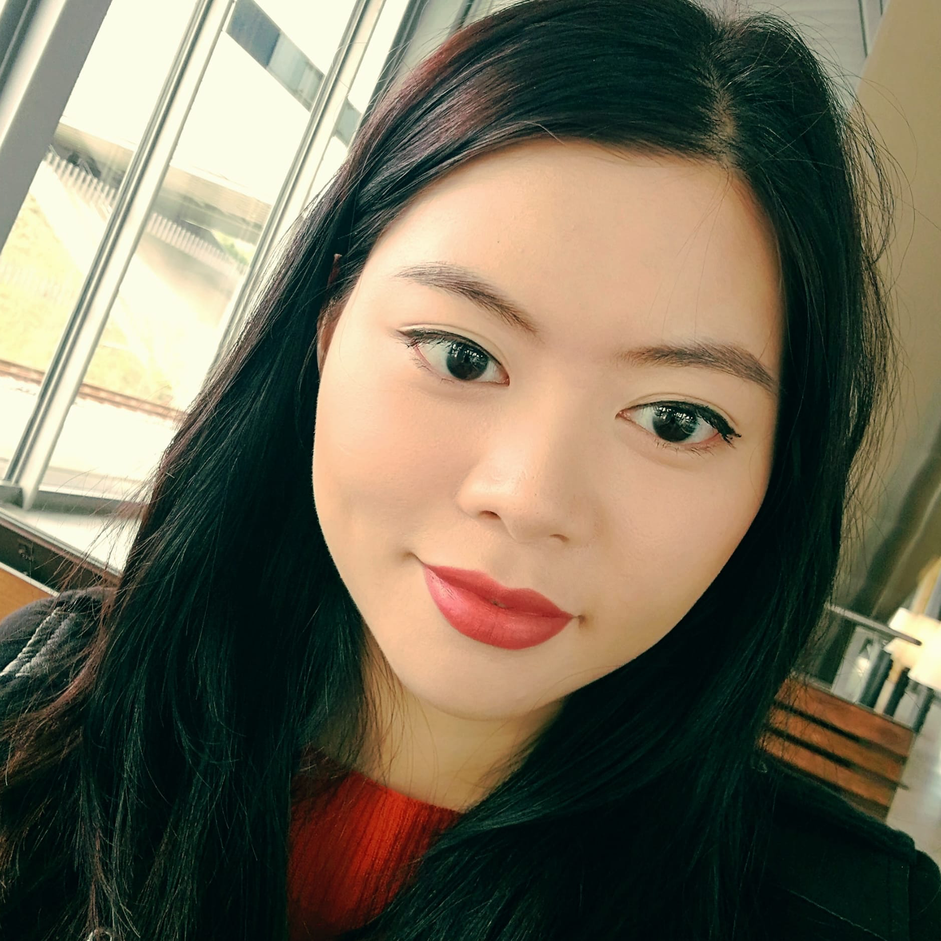 Nicole C. - Business Developer Sinophone, 中法英翻译, Sales Manager