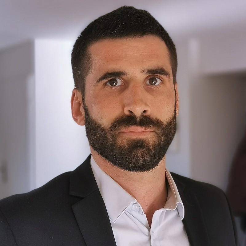 Franck  - Sales Ops / Rev Ops – CRM & Automation Expert