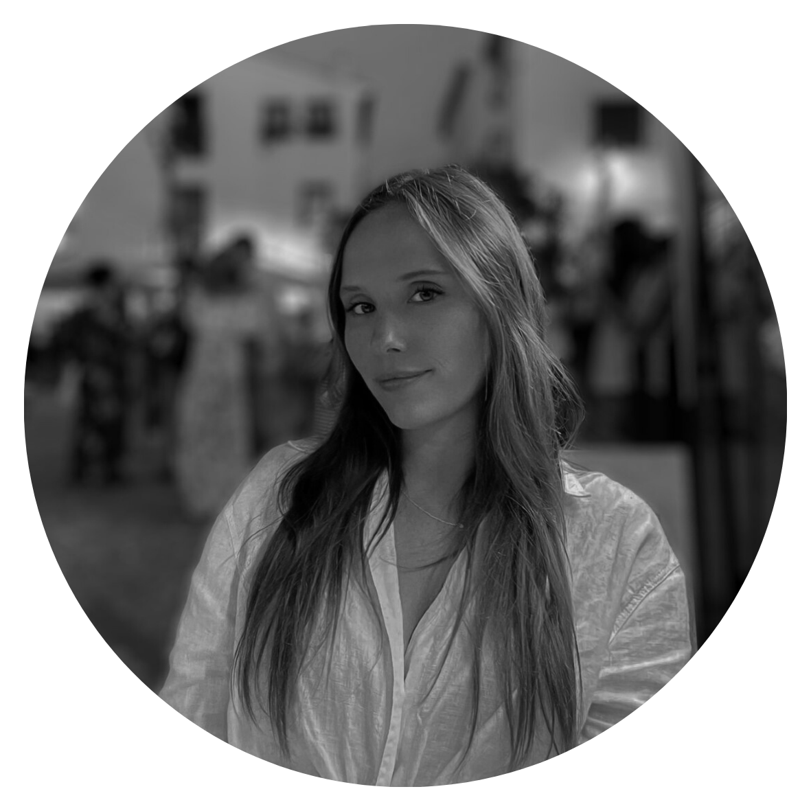 Fiona Landrain - Community manager 