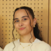 Sara T.