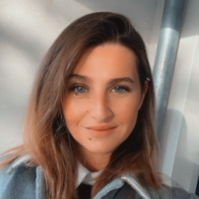 Léonie M.