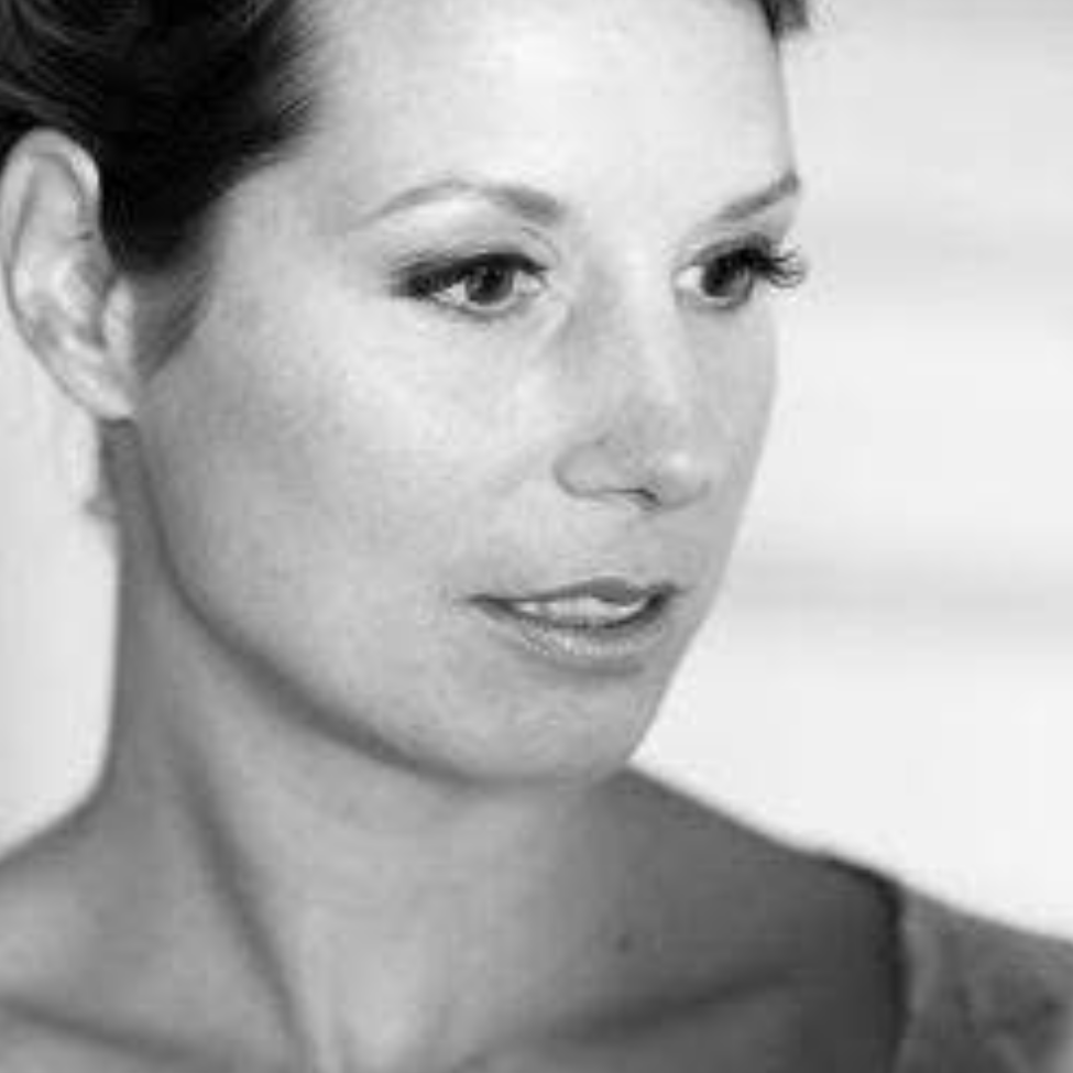 Emmanuelle Dupuy
