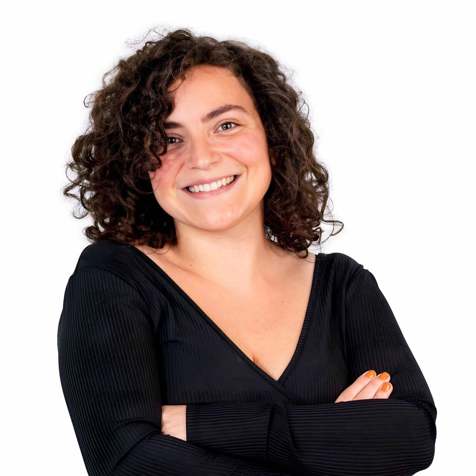 Julia R. - Rédaction / Journalisme / Édition / Content