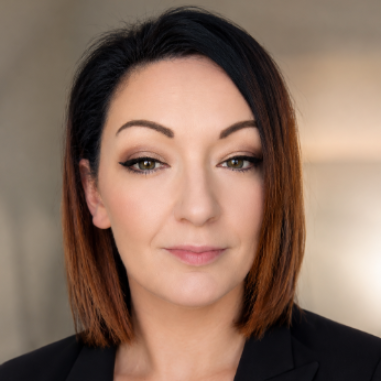 Stephanie B. - Rédactrice Web / Création de contenus & IA  