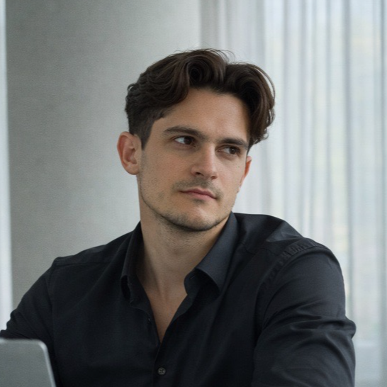 Victor U. - Développeur Full-Stack Next.js / Node.js