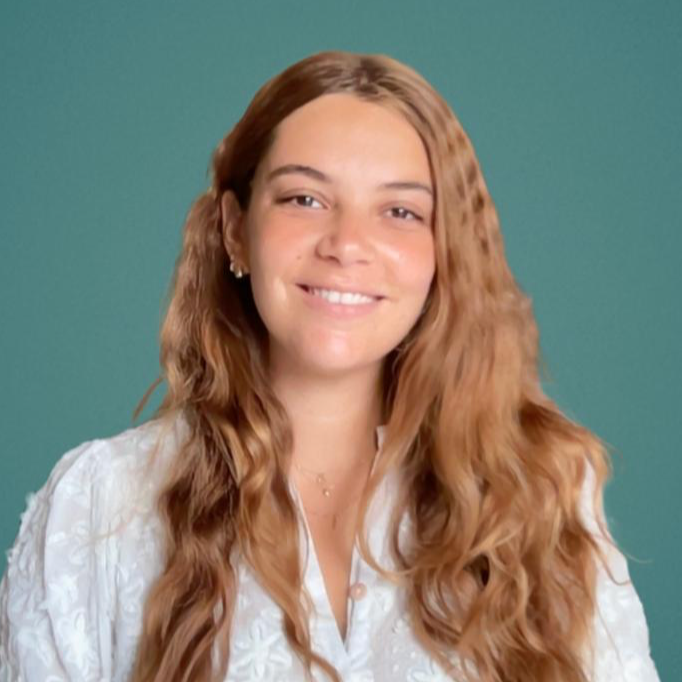 Ella De Yavorsky - Chatbot Builder | LLM & No-Code Automation