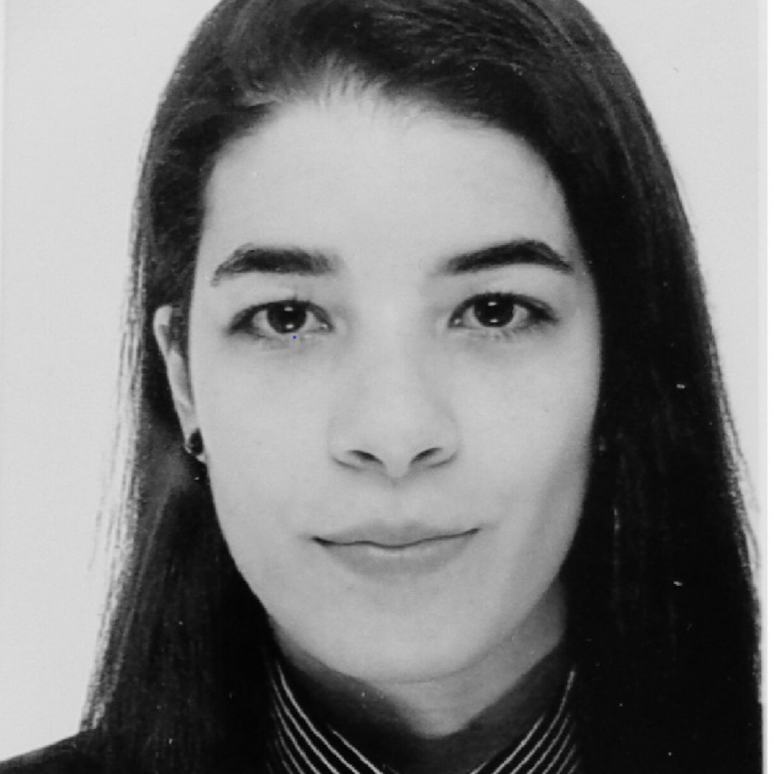 Yasmine  - Rédactrice web/seo