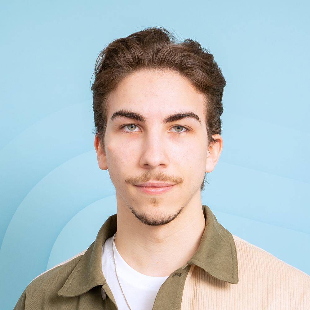 Martin  - Product Designer - UX/UI Designer - Design System