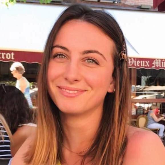 Faustine Schneider - Community Manager / Brand content 