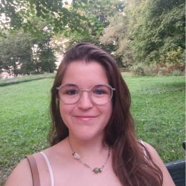 Rebeca Urbez Menéndez - Virtual assistant
