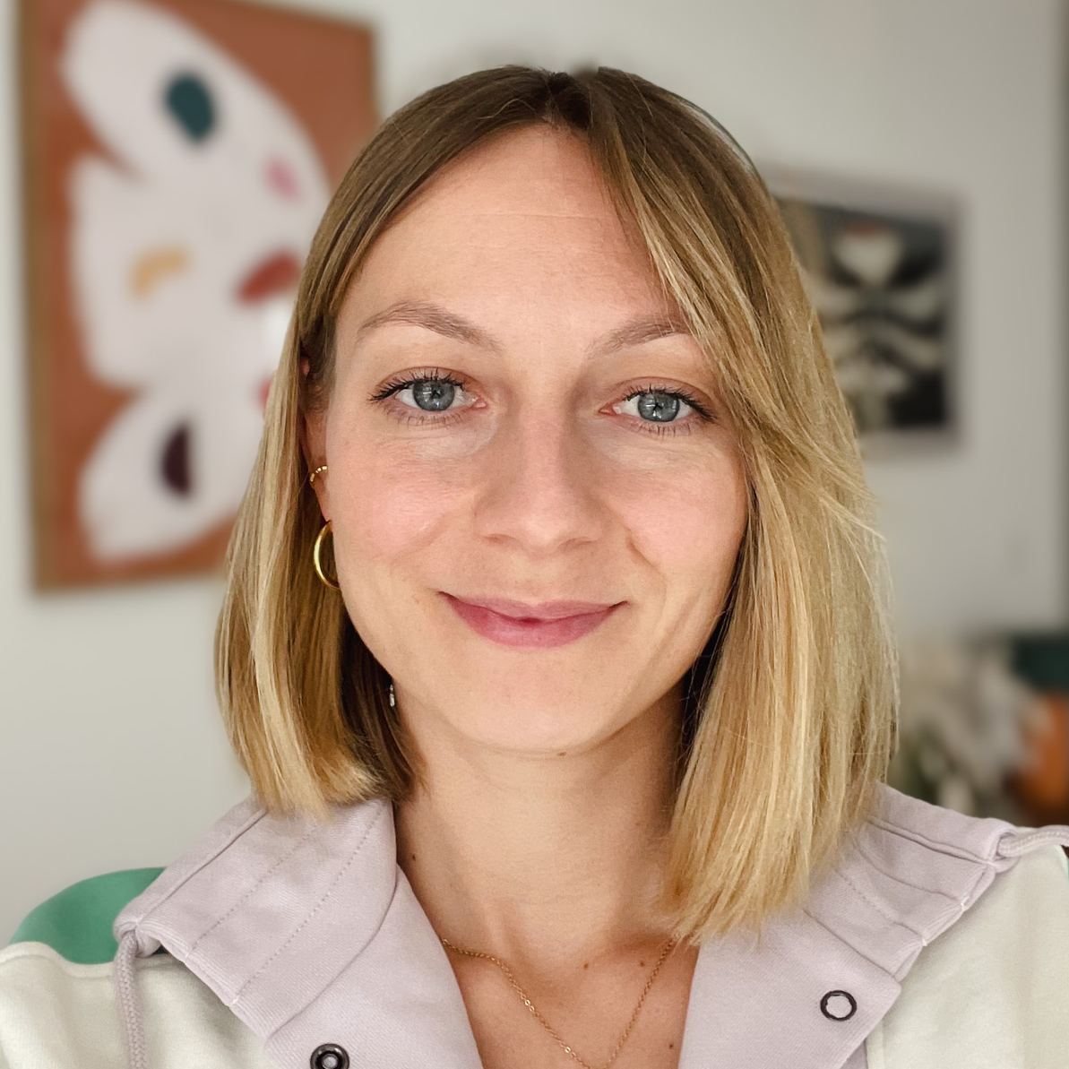 Fanny Claudon - 🟢 Graphiste et webdesigner | 📍Lyon