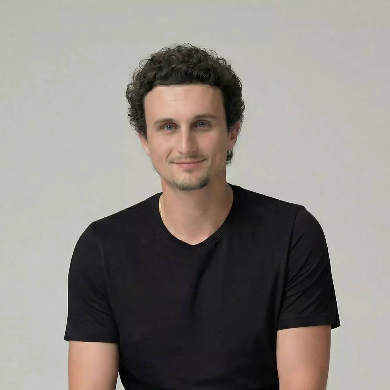 Charles C. - Créateur vidéo IA ads | UGC • TikTok • Meta Ads