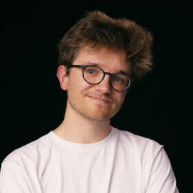 Adrien M. - Dev web & SaaS — MVP, POC et sites boostés à l'IA