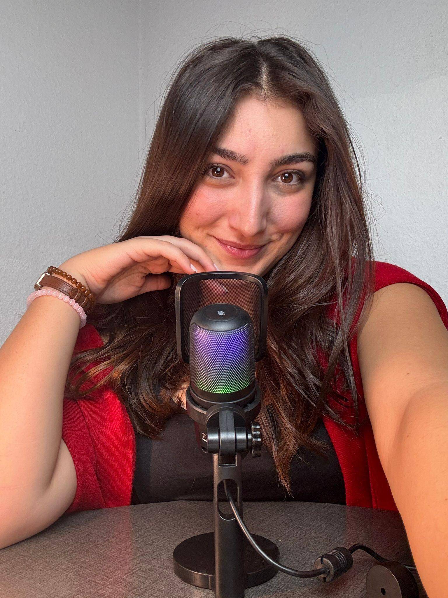 Abir Haddad - Digital Content Strategist | Copywriter | Editor