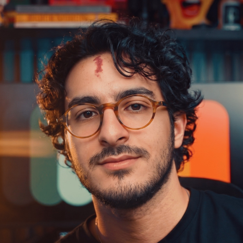 Ayoub Chouaf - Webdesigner & Expert Framer | Branding 