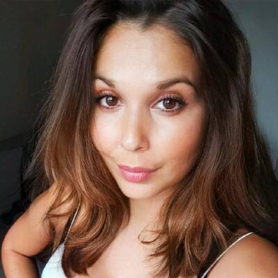Nora L.