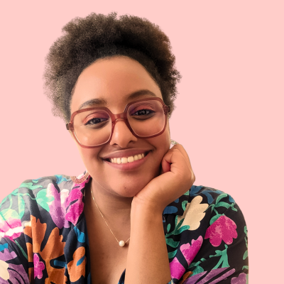 Maëva Marquillie - Community Manager | Réseaux Sociaux | Social Media