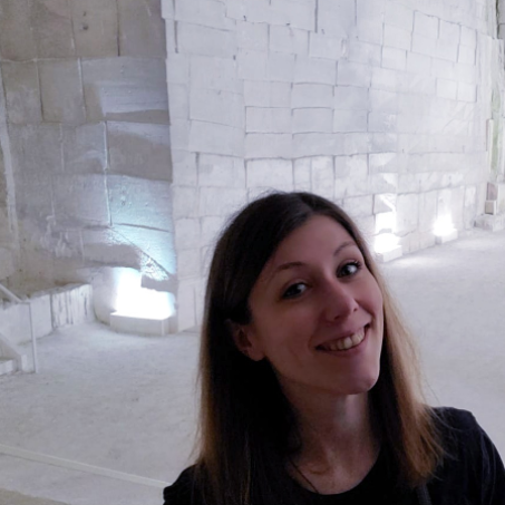 Helene E. - Rédactrice SEO & Copywriter | Leads & Conversion