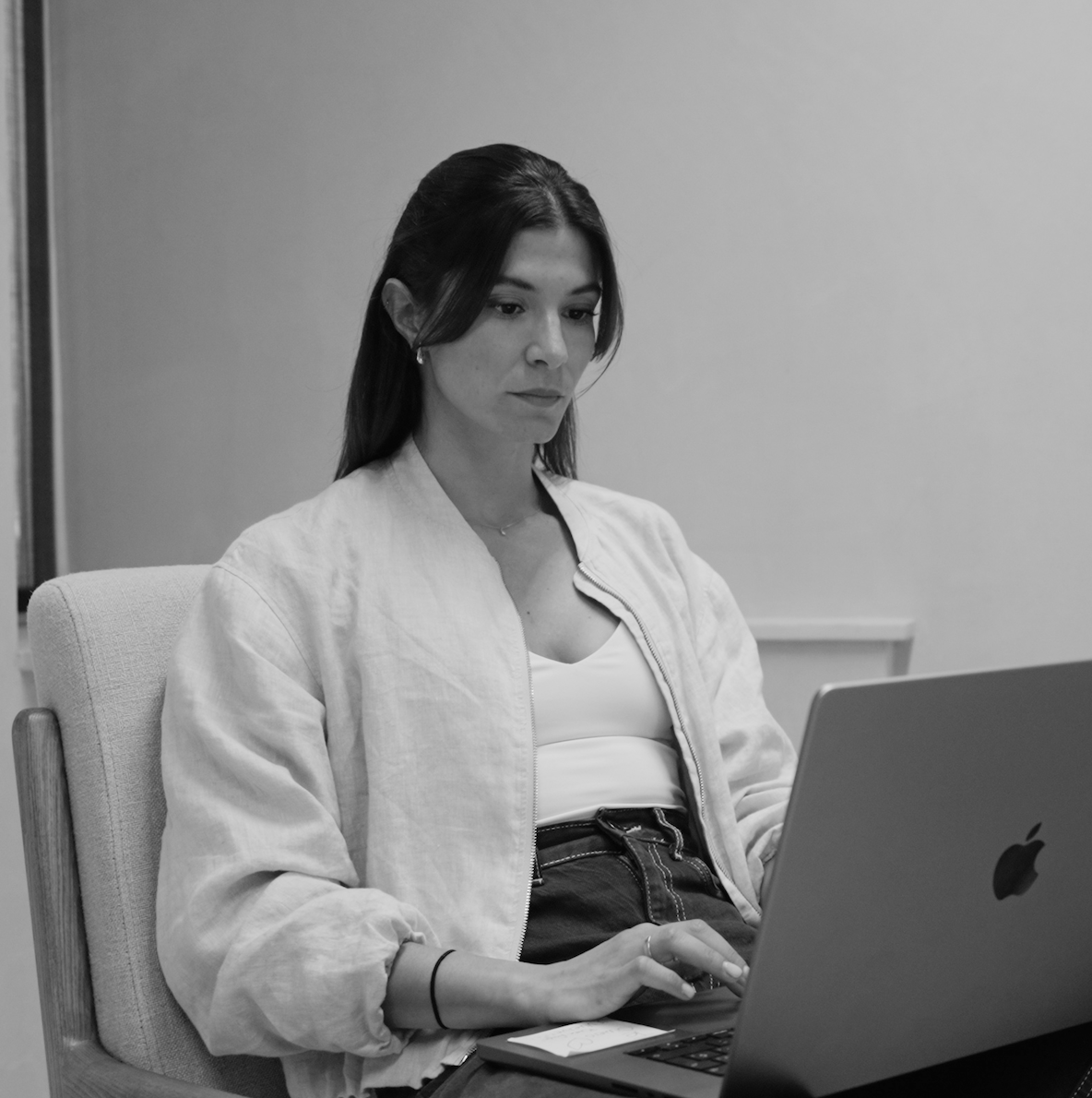 Victoria  - Digital Strategist | Product Manager