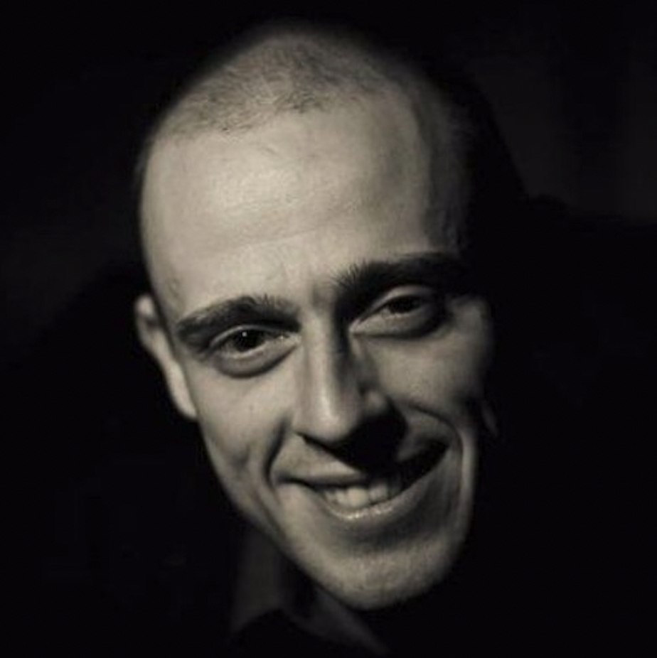 Christophe Van Engelen - UX & Service Designer | Customer Journeys → MVP