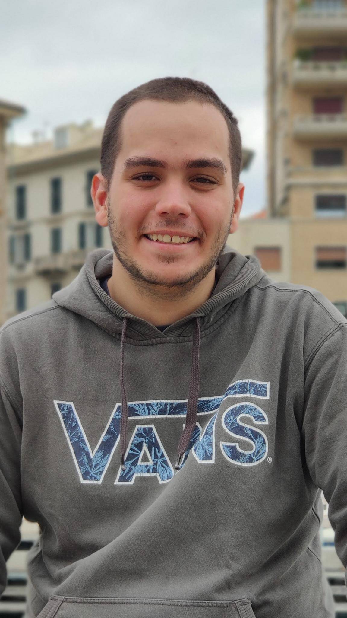 Albert M. - Backend & Devops Engineer 