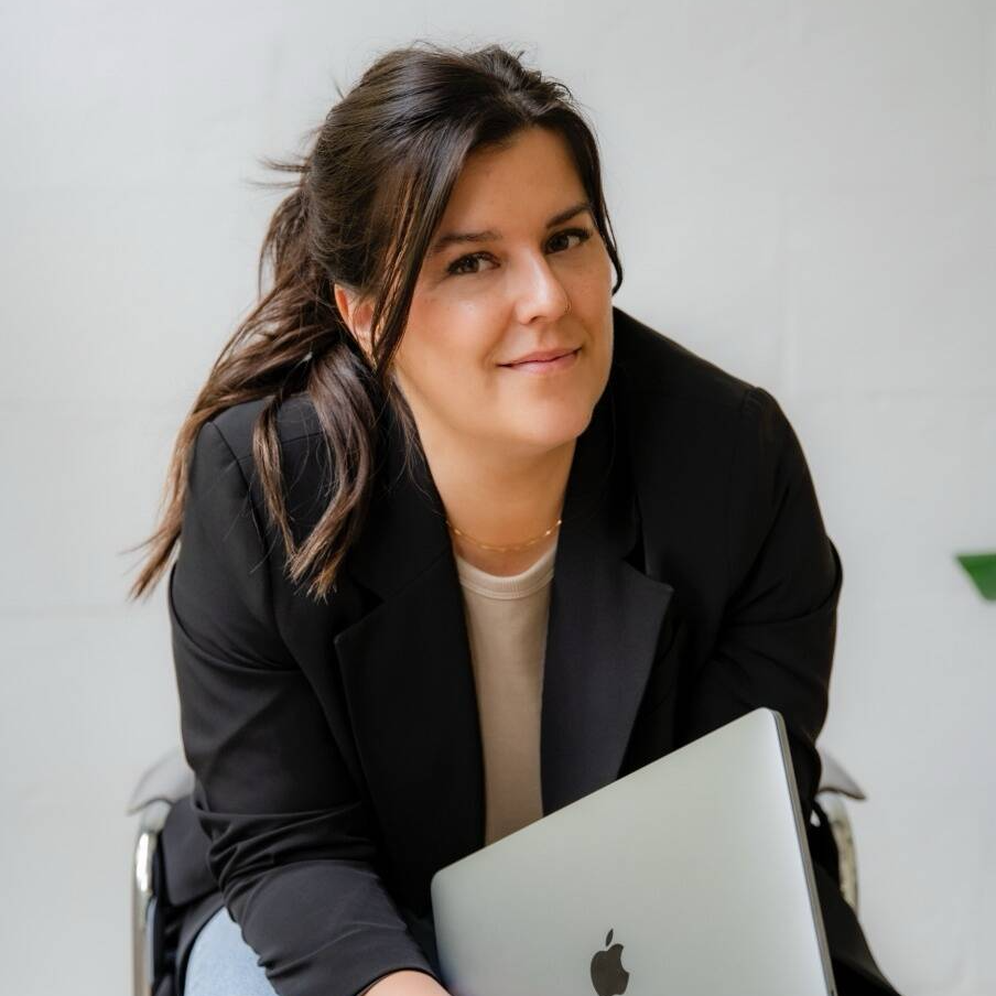 Stefanie L.