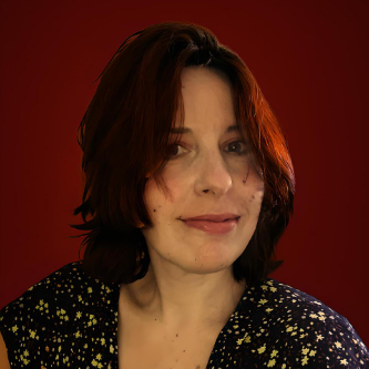 Beatriz  - Graphic, Web and Multimedia Designer