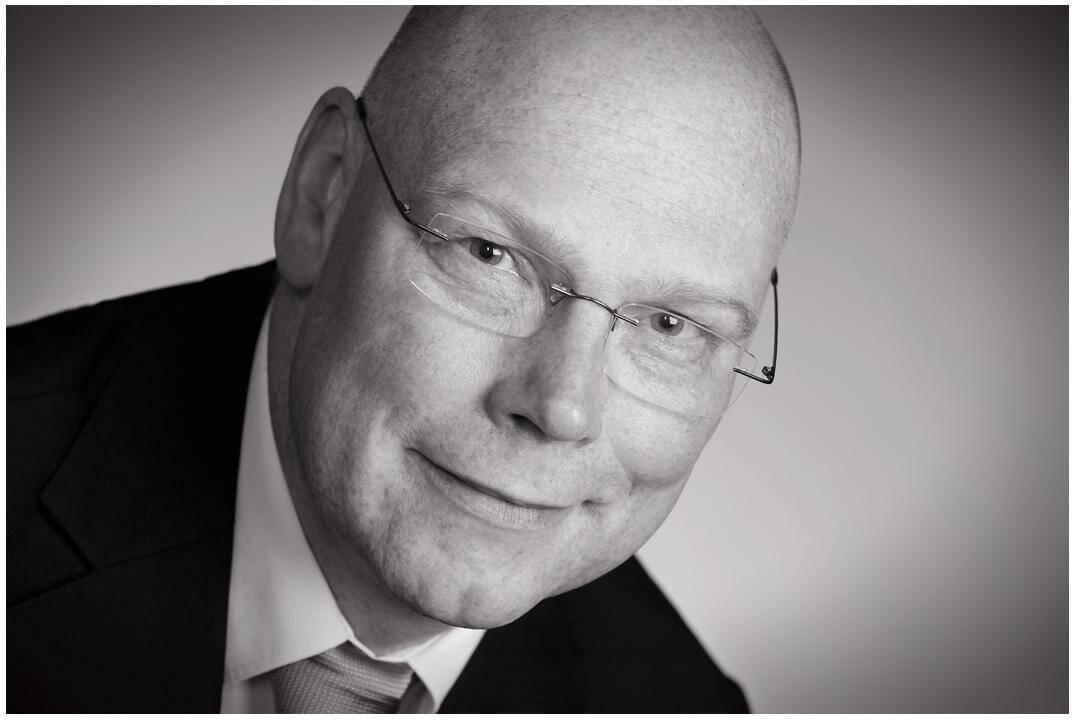 Dr. Ronald Hüner