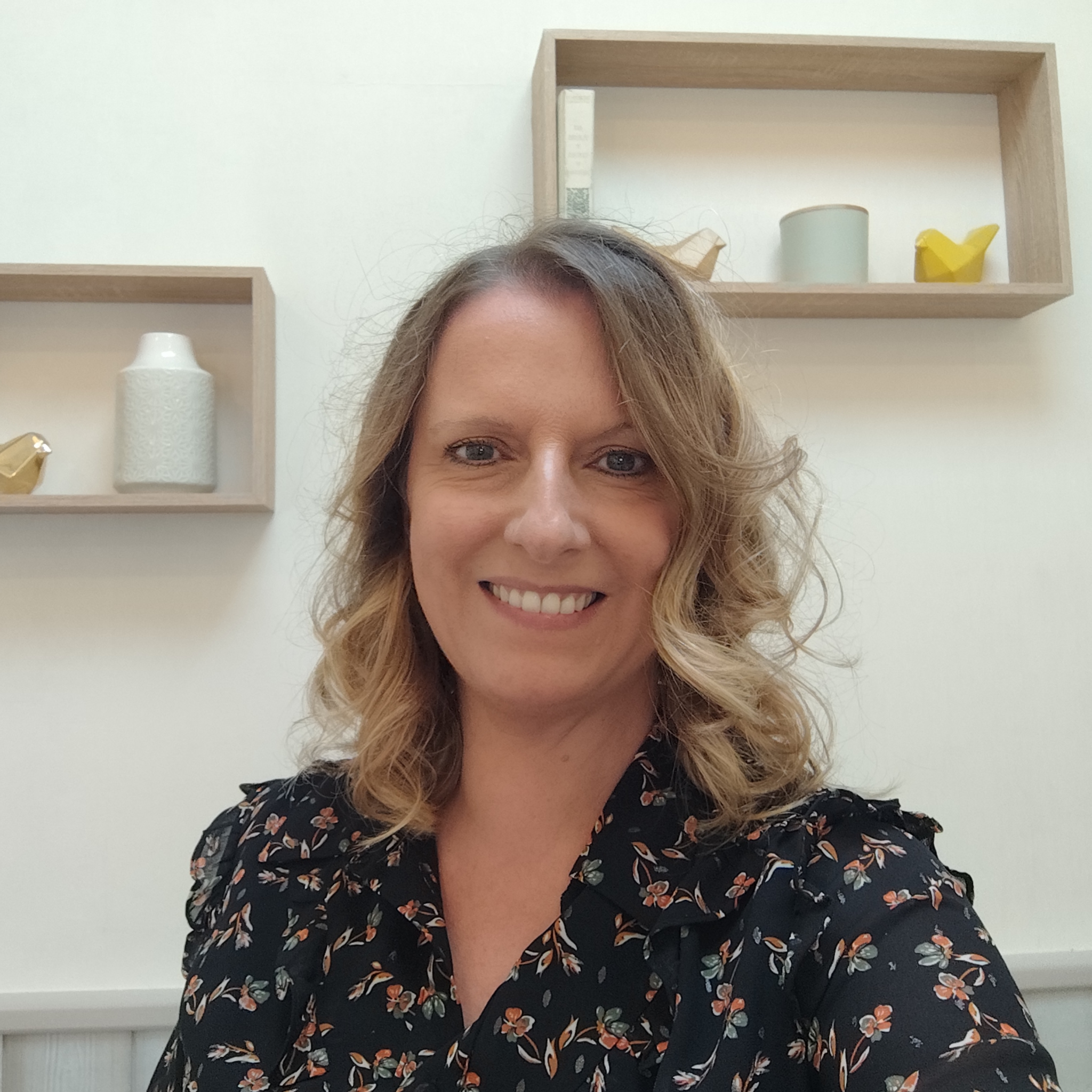 Laure  - Human Resources and Career Consultant