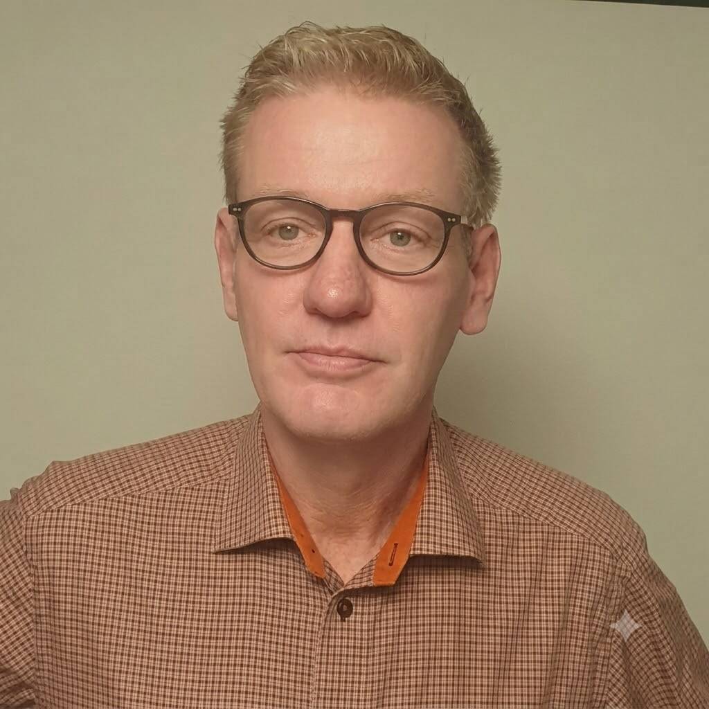 Niklas Ignell - SENIOR ENERGY CONSULTANT