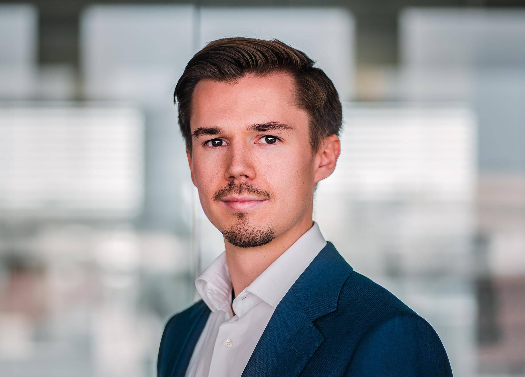Mathis Müller - B2B Performance Marketing (LinkedIn Ads, Lead Gen)