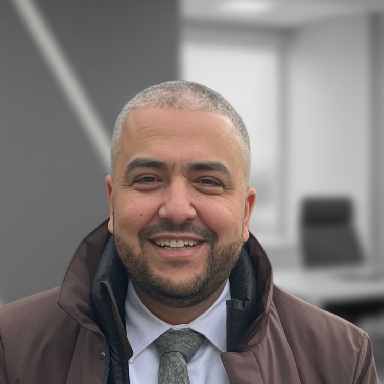 Mohamed  - Magento Developer and Expert, frontend with Hyvä