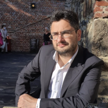 Nicolas Blexmann - Senior Solution Architect —