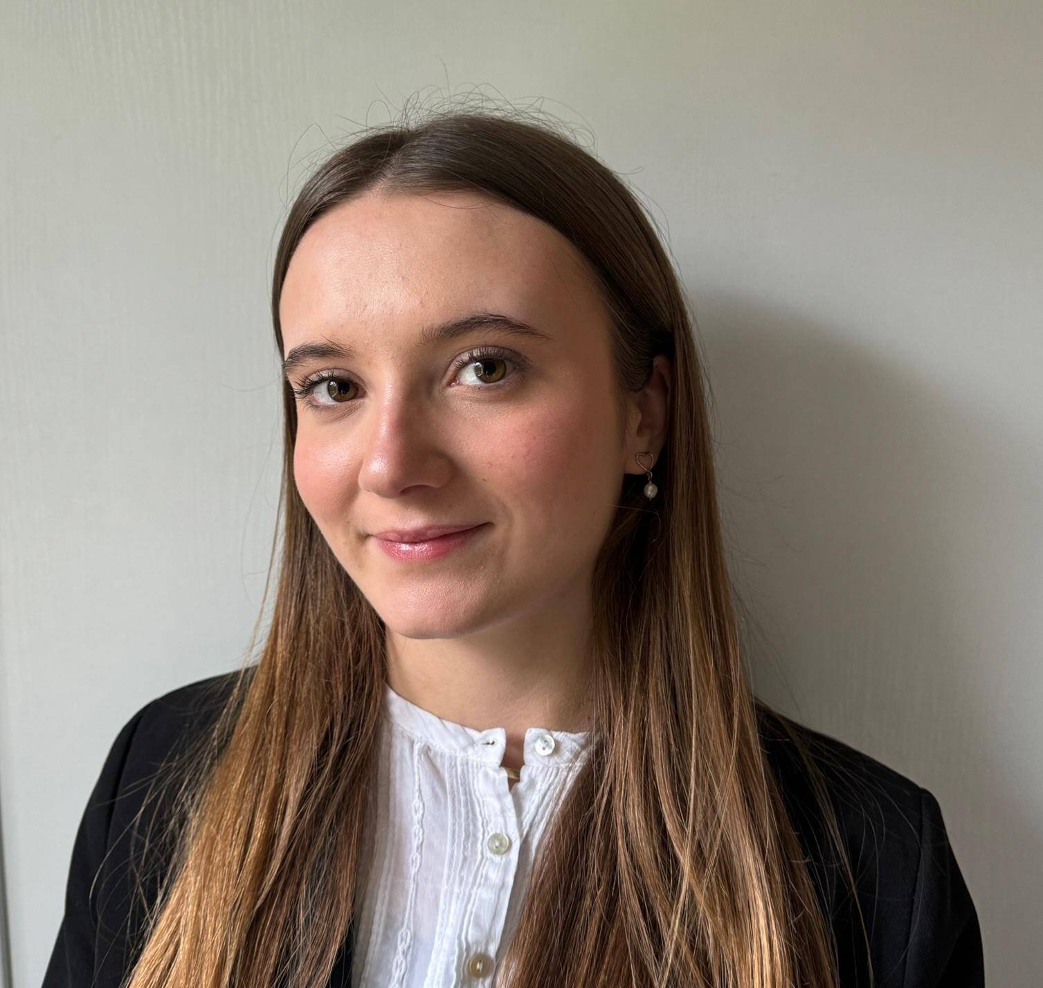Faustine M. - Assistante Chef de Projet/Assistante de Direction