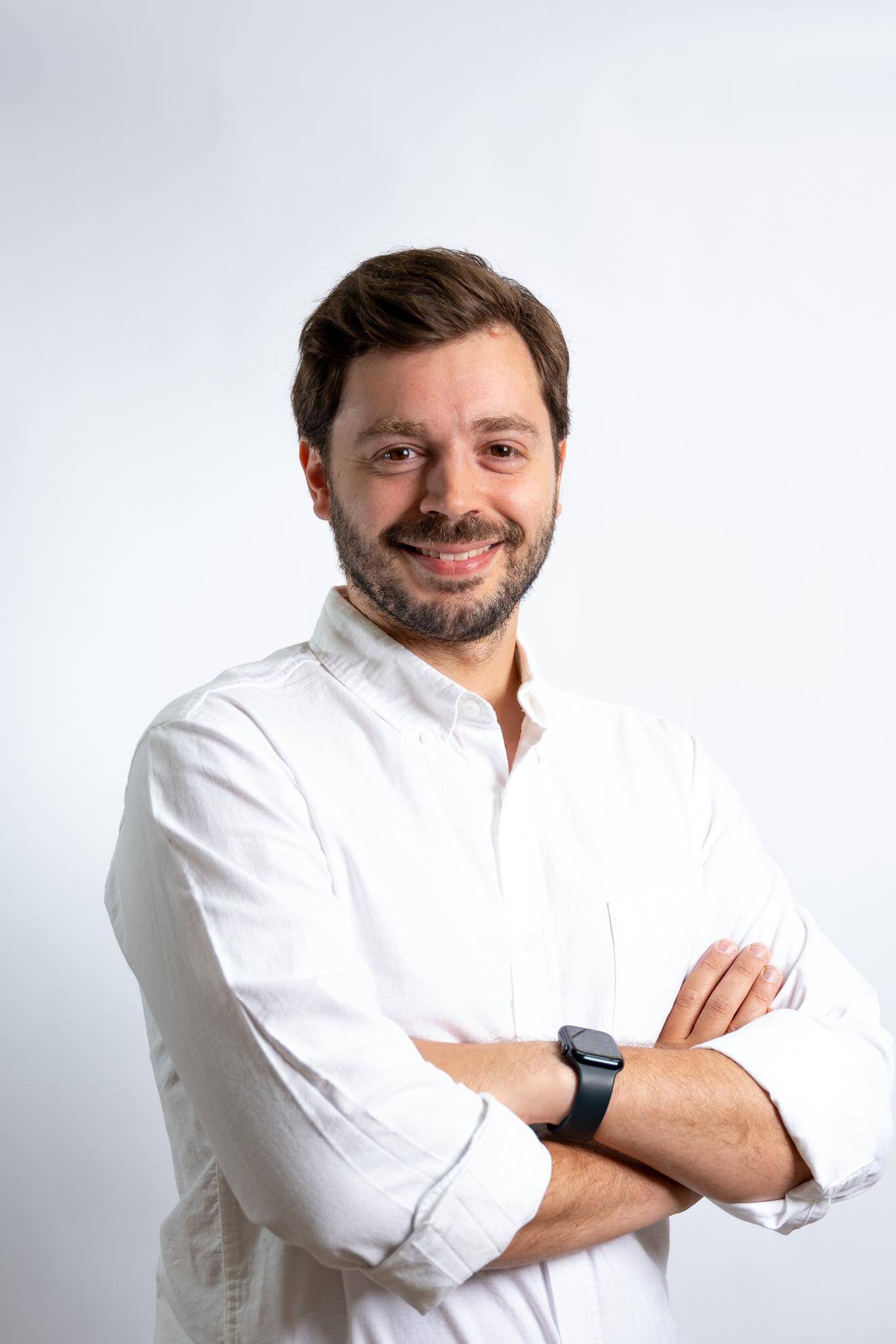 Alexandre Schweitzer - Senior Social Media Manager