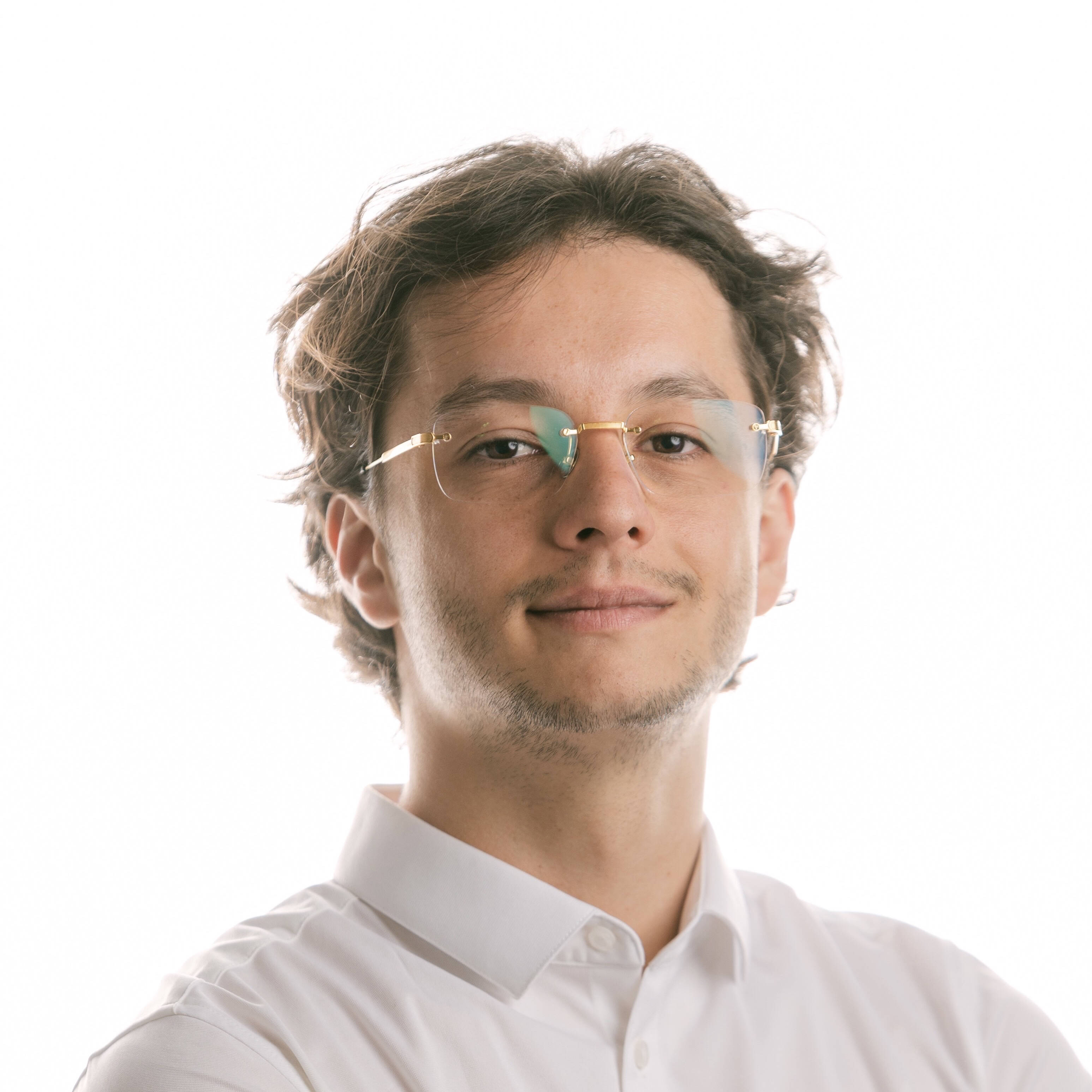 Hugo Bergeaud - Ingénieur DevOps & Full Stack