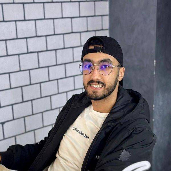 Ayoub E.