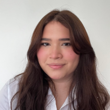 Sofia Arenas - Executive & Virtual Assistant | Bilingual EN/ES