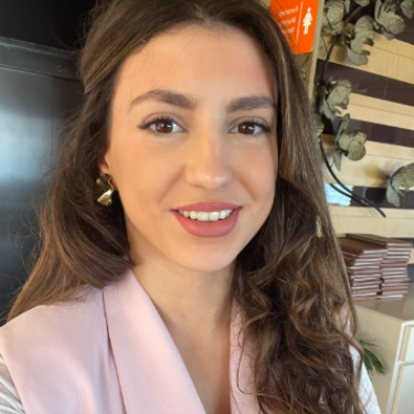 Andreea Bogdan - Community & Hospitality Officer
