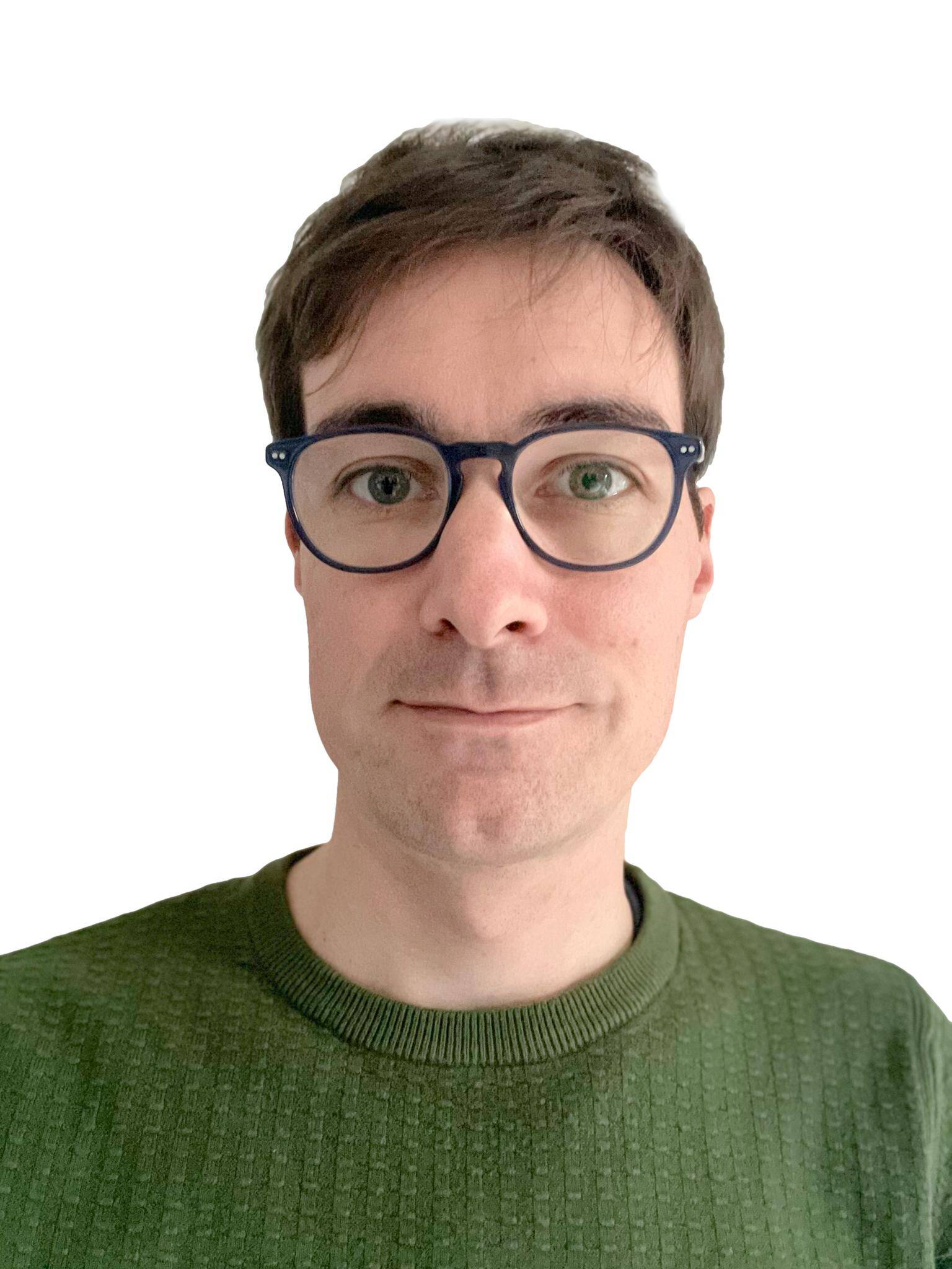 Nicolas D.