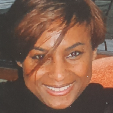 Marie Louise Norval - CHEFFE DE PROJET / SUPPORT & GESTION ADMIN.