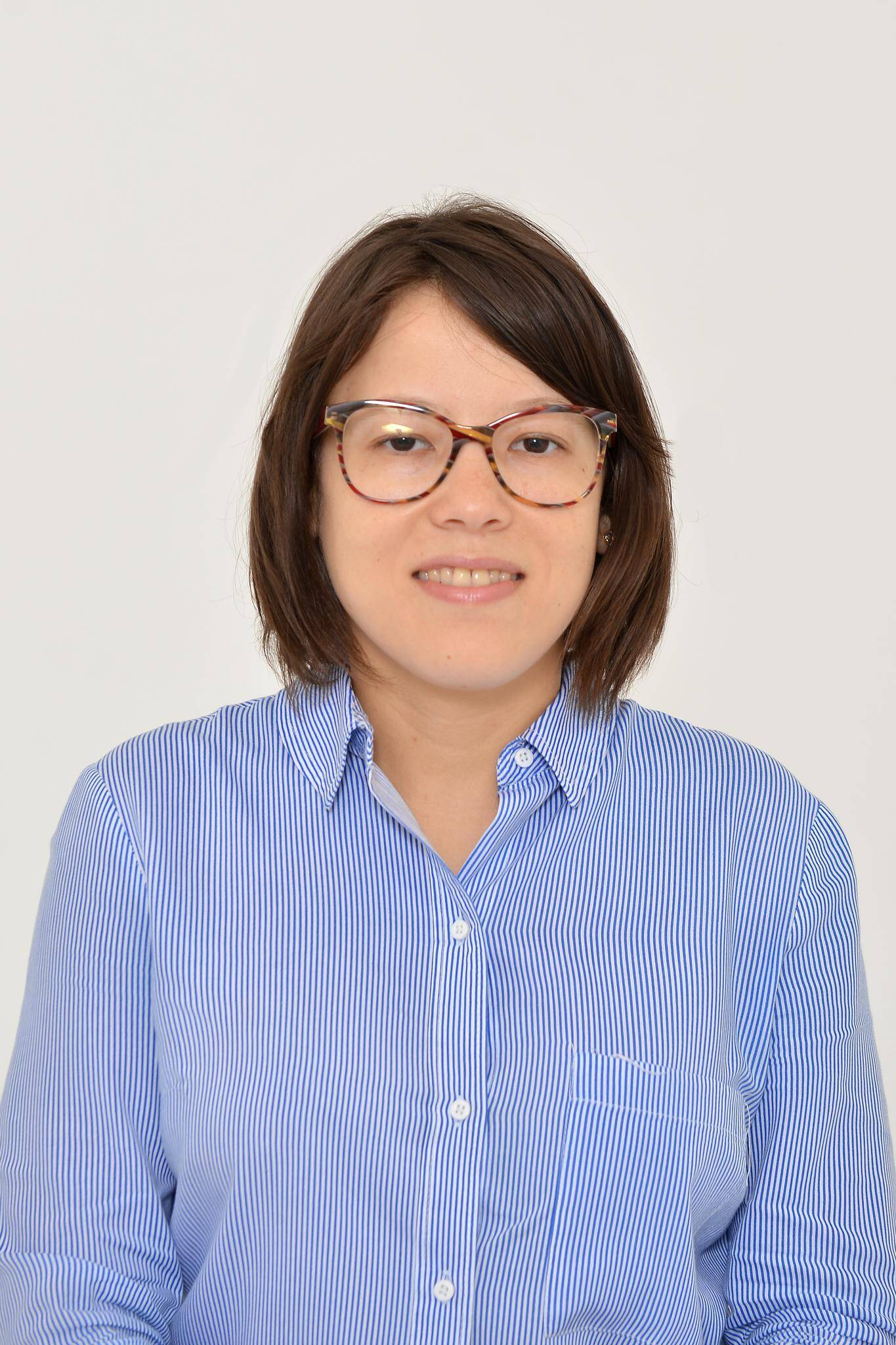 Hind M. - Product owner Sénior | Expérience 14 ans