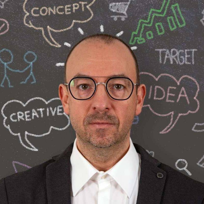 Dennis Lehradt - Grafik und 3D-Designer