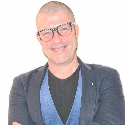 Tom  - Result Driven Revenue & Customer Operations Leader