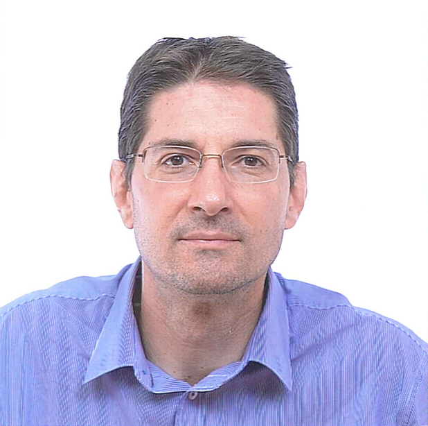 Cyril Bartolo - Management projet et avant-vente ContratAchatNégo