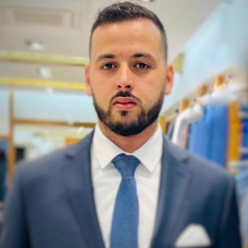 Yassine A.