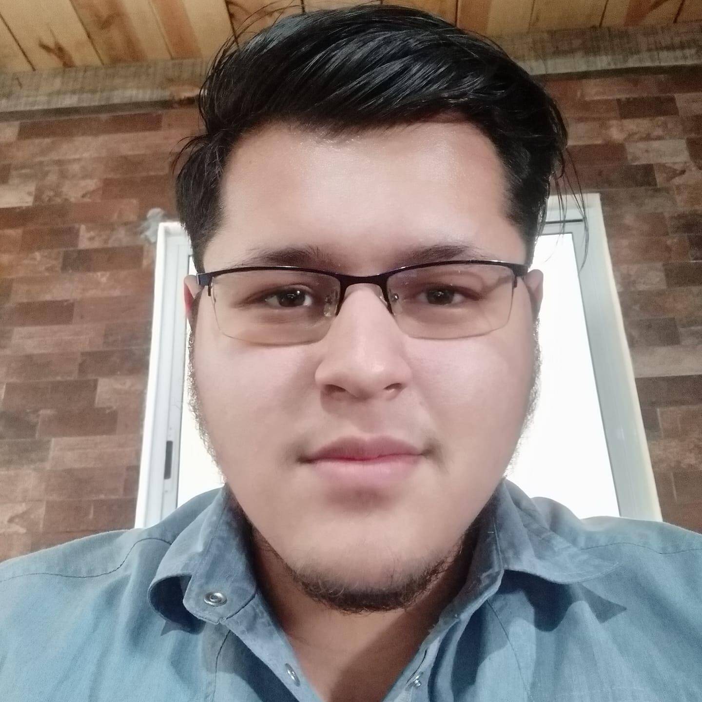 Luis Garza